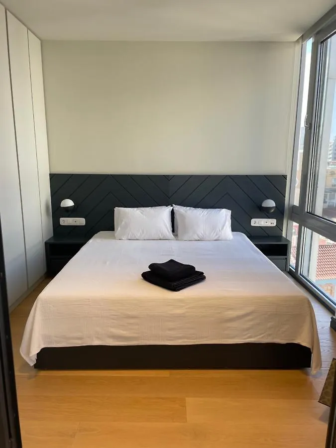 Open Light Apt - Downtown Thessaloniki Appartement